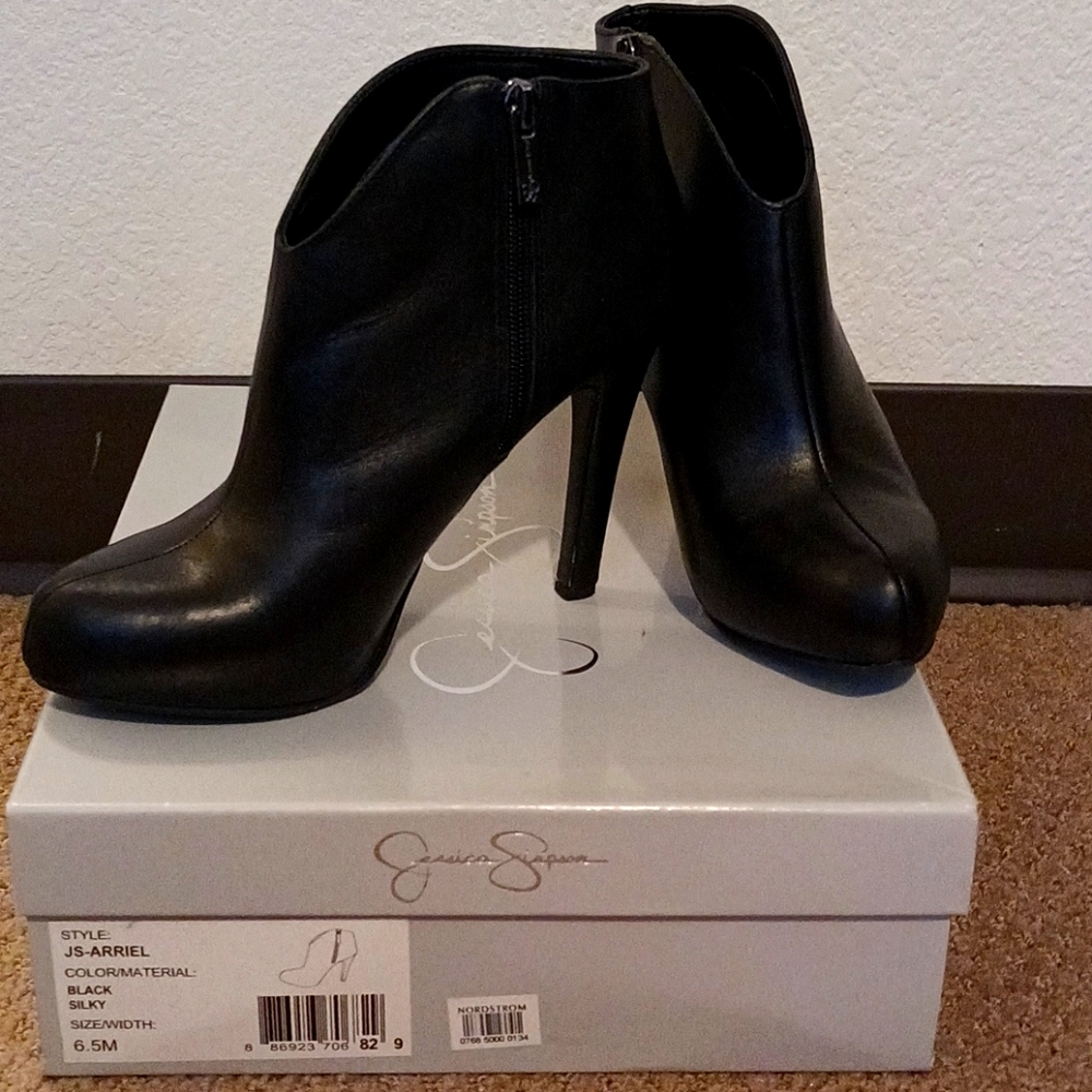 Jessica Simpson platform black ankle booties